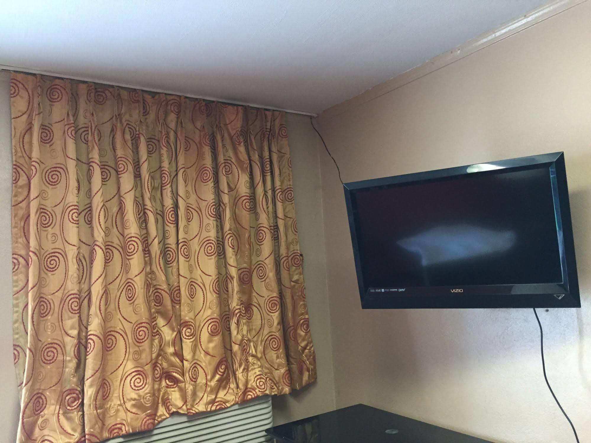 Downtowner Motelプレザントン エクステリア 写真