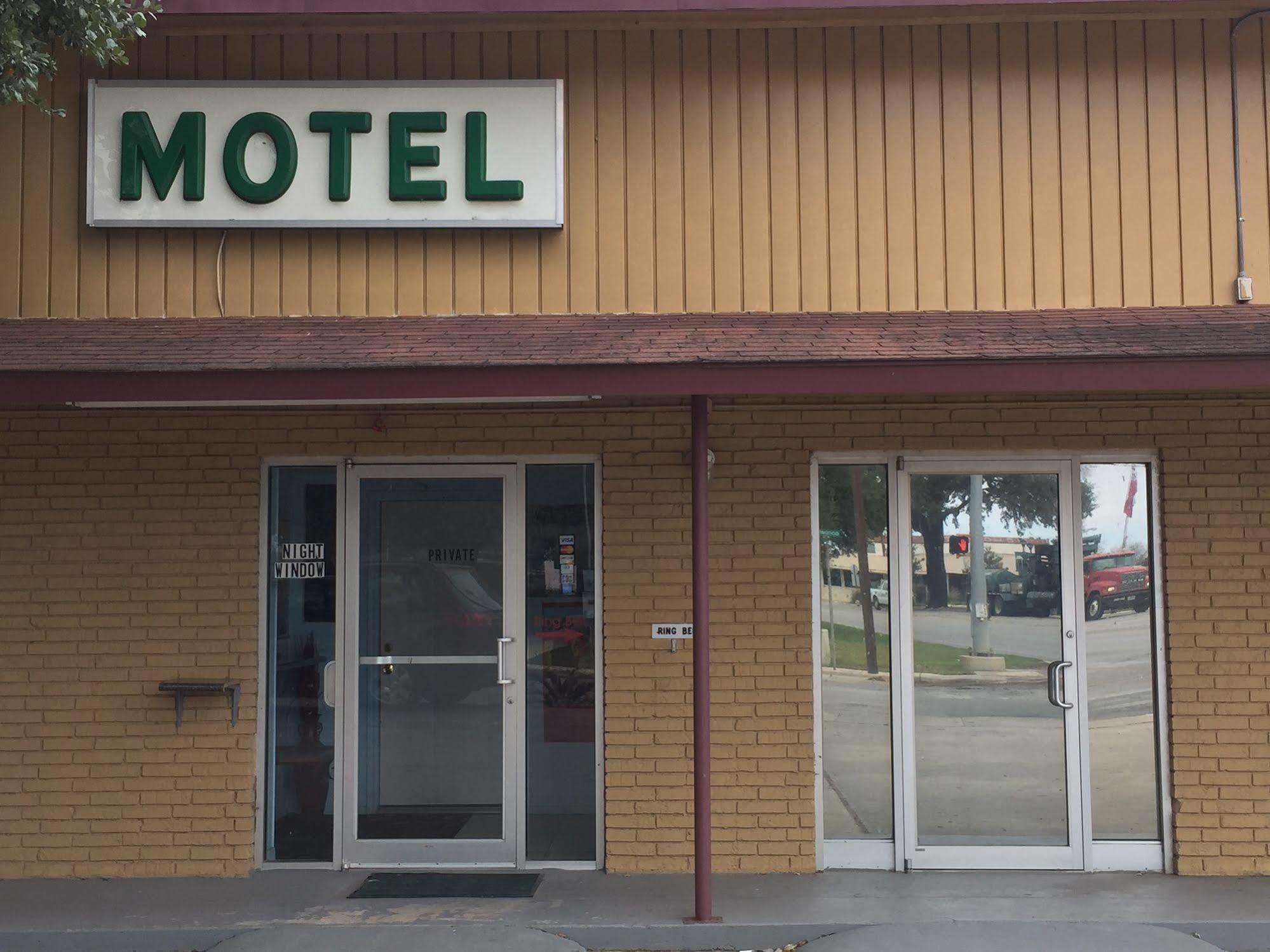 Downtowner Motelプレザントン エクステリア 写真
